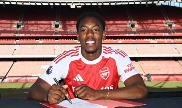 Arsenal gia hạn hợp đồng với tài năng trẻ Myles Lewis-Skelly, phá tan giấc mộng của Real Madrid