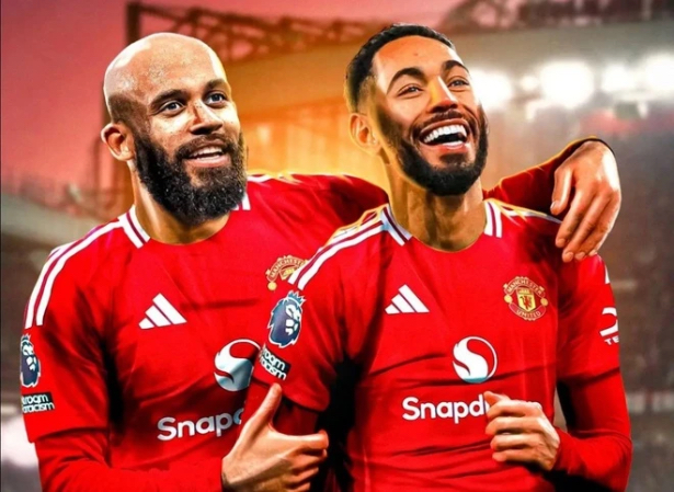 Manchester United: Mùa Hè Chuyển Nhượng Ồn Ào và Áp Lực Khổng Lồ